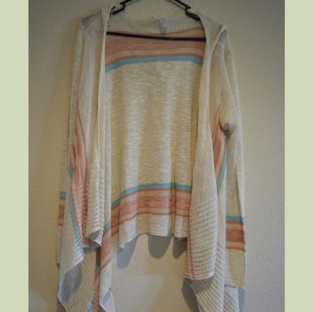 🐚🦋Beautiful Knit Cardigan